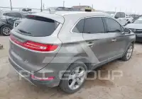 2016 Lincoln MKC photo