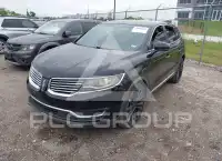 2016 Lincoln MKX photo