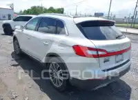 2016 Lincoln MKX photo