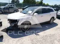 2016 Lincoln MKT фото