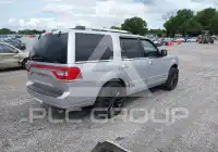 2016 Lincoln NAVIGATOR фото