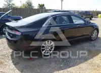 2016 Lincoln MKZ photo