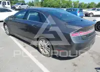 2016 Lincoln MKZ photo