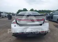 2016 Lincoln MKZ photo