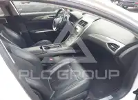 2016 Lincoln MKZ photo