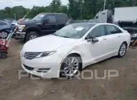 2016 Lincoln MKZ photo