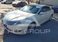2016 Lincoln MKZ photo