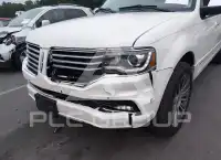 2016 Lincoln NAVIGATOR фото