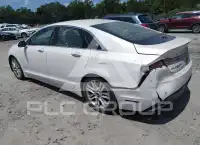 2016 Lincoln MKZ photo