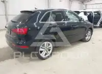 2016 Audi Q3 photo