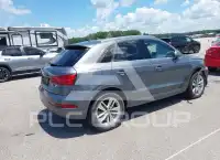2016 Audi Q3 фото