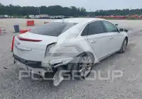 2016 Cadillac XTS photo