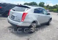 2016 Cadillac SRX фото