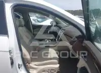 2016 Cadillac SRX photo