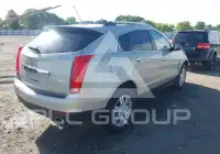 2016 Cadillac SRX photo
