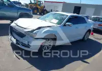 2016 Chrysler 300 photo