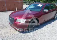 2016 Chrysler 300 фото