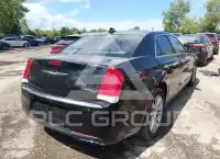 2016 Chrysler 300 photo