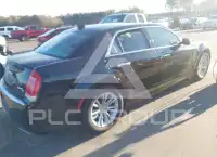 2016 Chrysler 300 photo