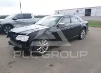 2016 Chrysler 300 фото