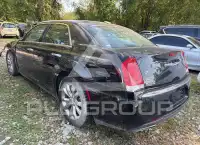 2016 Chrysler 300 фото