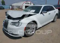 2016 Chrysler 300 photo