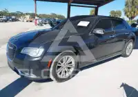 2016 Chrysler 300 photo