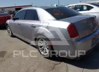 2016 Chrysler 300 фото