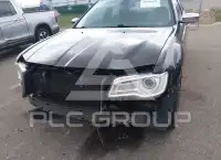 2016 Chrysler 300 фото