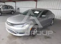 2016 Chrysler 200 фото