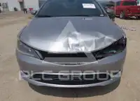 2016 Chrysler 200 фото