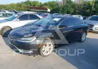 2016 Chrysler 200 photo