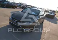 2016 Chrysler 200 photo