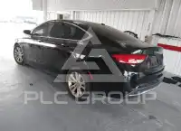 2016 Chrysler 200 photo
