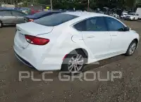 2016 Chrysler 200 фото