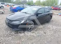 2016 Chrysler 200 photo