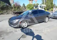 2016 Chrysler 200 фото