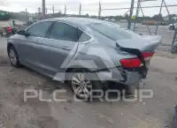 2016 Chrysler 200 фото