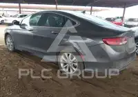 2016 Chrysler 200 фото