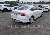 2016 Chrysler 200 фото