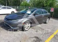 2016 Chrysler 200 фото