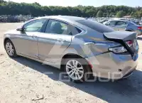 2016 Chrysler 200 photo