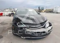 2016 Chrysler 200 фото