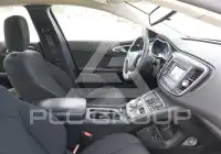 2016 Chrysler 200 фото