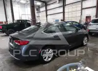 2016 Chrysler 200 фото