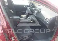 2016 Chrysler 200 фото