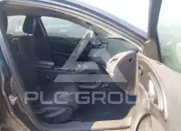2016 Chrysler 200 фото