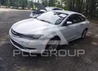 2016 Chrysler 200 фото