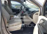 2016 Chrysler TOWN & COUNTRY фото