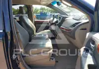 2016 Chrysler TOWN & COUNTRY photo